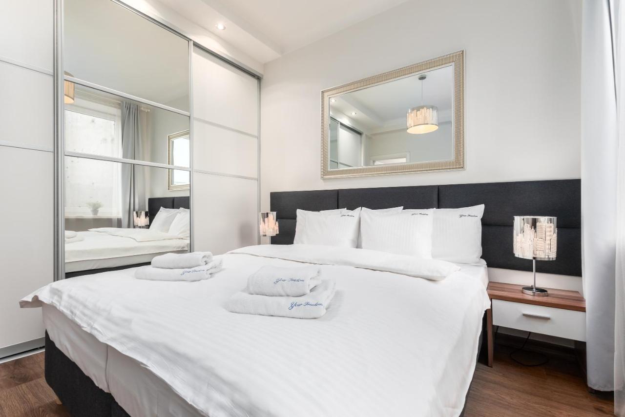 Apartament Chmielna By Your Freedom Warschau Exterior foto